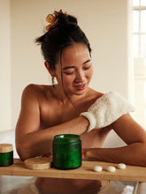 Load image into Gallery viewer, Kate McLeod - The Body Mitt