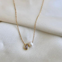 Load image into Gallery viewer, Toi Et Moi Pear Shaped Necklace