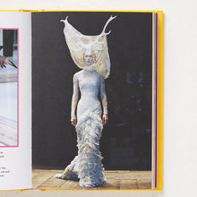 Load image into Gallery viewer, Little Book of London Style