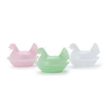 Load image into Gallery viewer, Hen on Nest Covered Dish