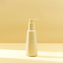 Load image into Gallery viewer, Oribe Hair Alchemy Heatless Styling Balm