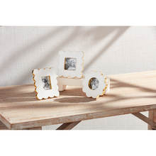 Load image into Gallery viewer, Picture Frame - Marble Circle Scallop