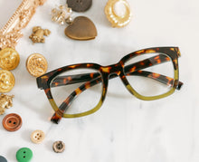Load image into Gallery viewer, Peepers | To The Max - Tortoise/Green
