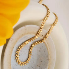Load image into Gallery viewer, Vern 18K Gold Non-Tarnish Classic Wheat Chain
