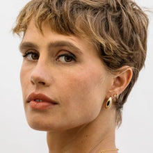 Load image into Gallery viewer, Raindrop Stud Earrings
