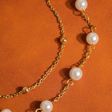 Load image into Gallery viewer, Gilles Layered Pearl Bracelet
