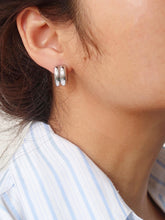 Load image into Gallery viewer, Emma Double C-Hoop Earring
