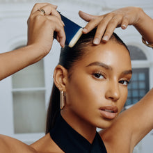 Load image into Gallery viewer, Oribe Supershine Smoothing Wax Stick
