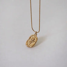 Load image into Gallery viewer, Tulip Pendant Necklace
