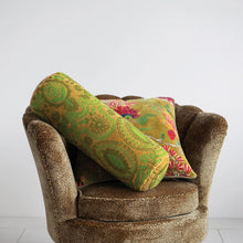 Load image into Gallery viewer, Floral Cotton Blend Velvet Printed Pillow
