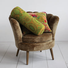 Load image into Gallery viewer, Floral Cotton Blend Velvet Printed Pillow
