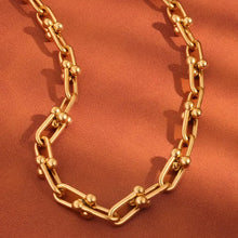 Load image into Gallery viewer, Bold Chain Necklace
