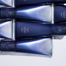 Load image into Gallery viewer, Oribe Supershine Light Moisturizing Cream
